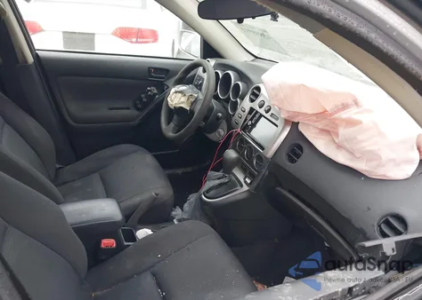 2005 Pontiac Vibe from USA, damaged, VIN 5Y2SL63815Z420504